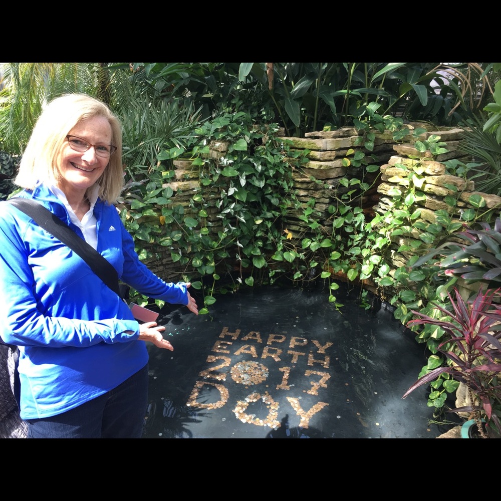 Meet your Posher, Suzanne